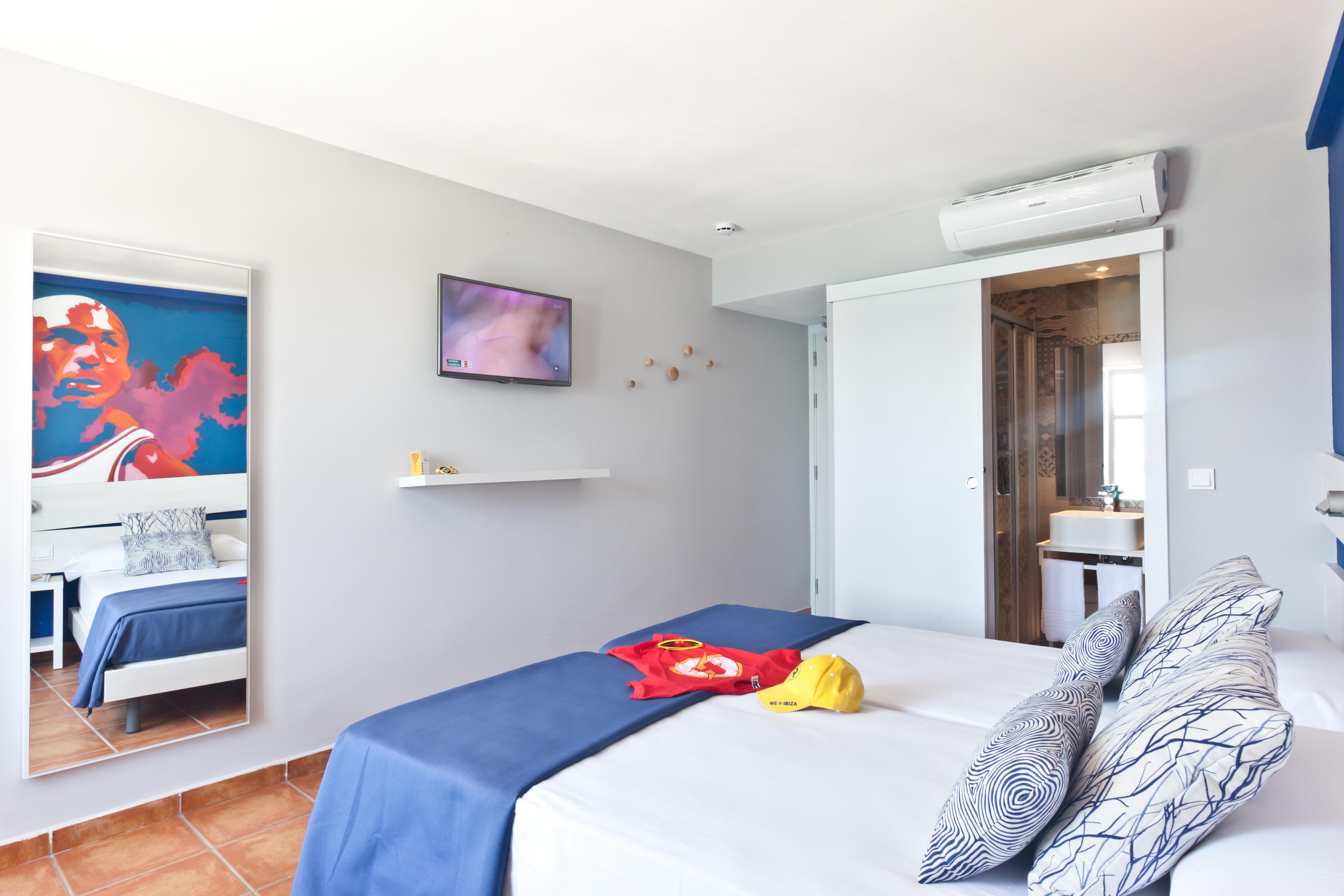 Ryans La Marina (Adults Only) Hotell Ibiza stad Exteriör bild