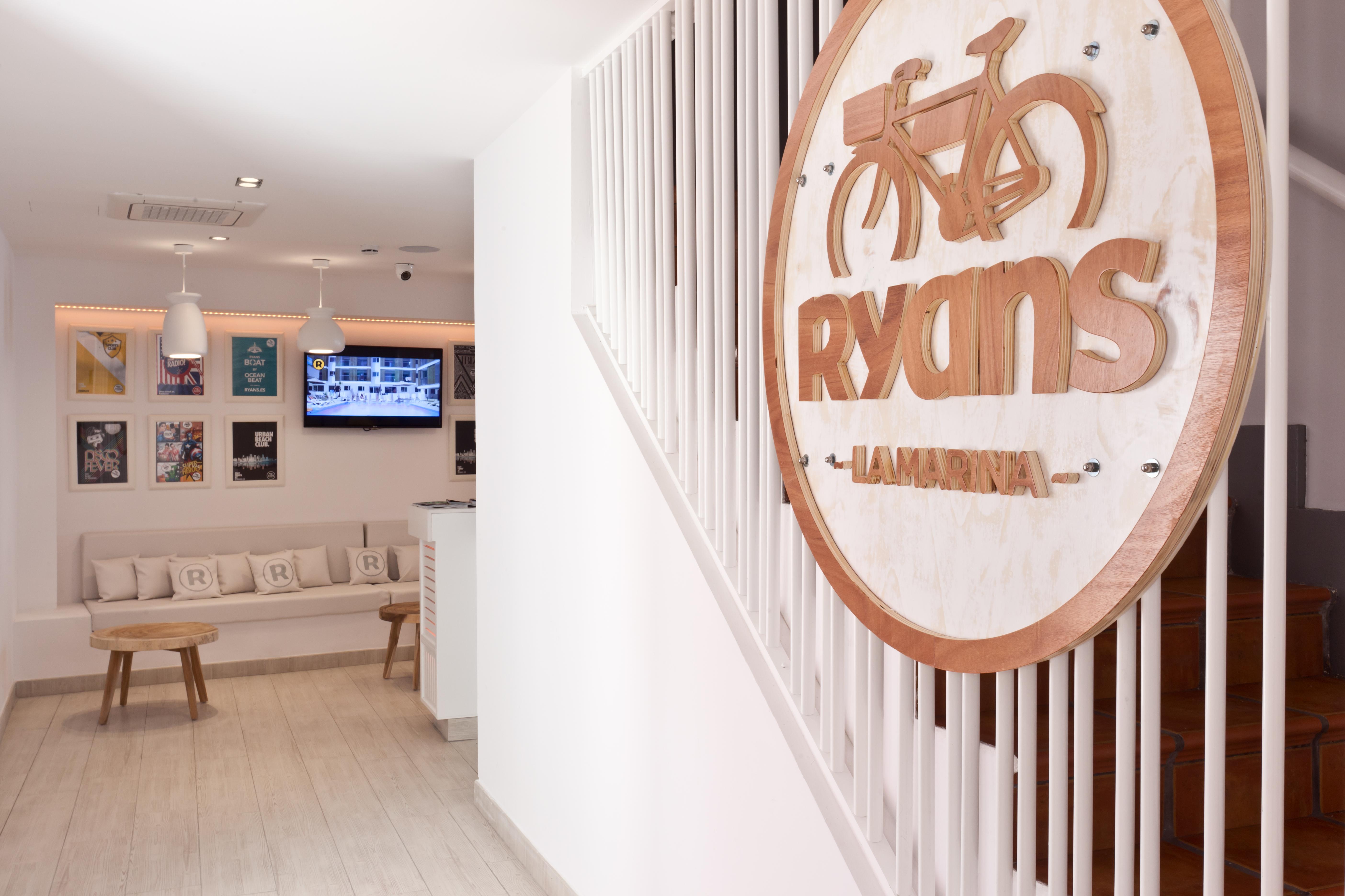 Ryans La Marina (Adults Only) Hotell Ibiza stad Exteriör bild