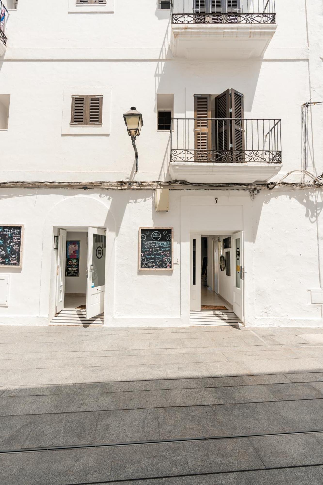Ryans La Marina (Adults Only) Hotell Ibiza stad Exteriör bild