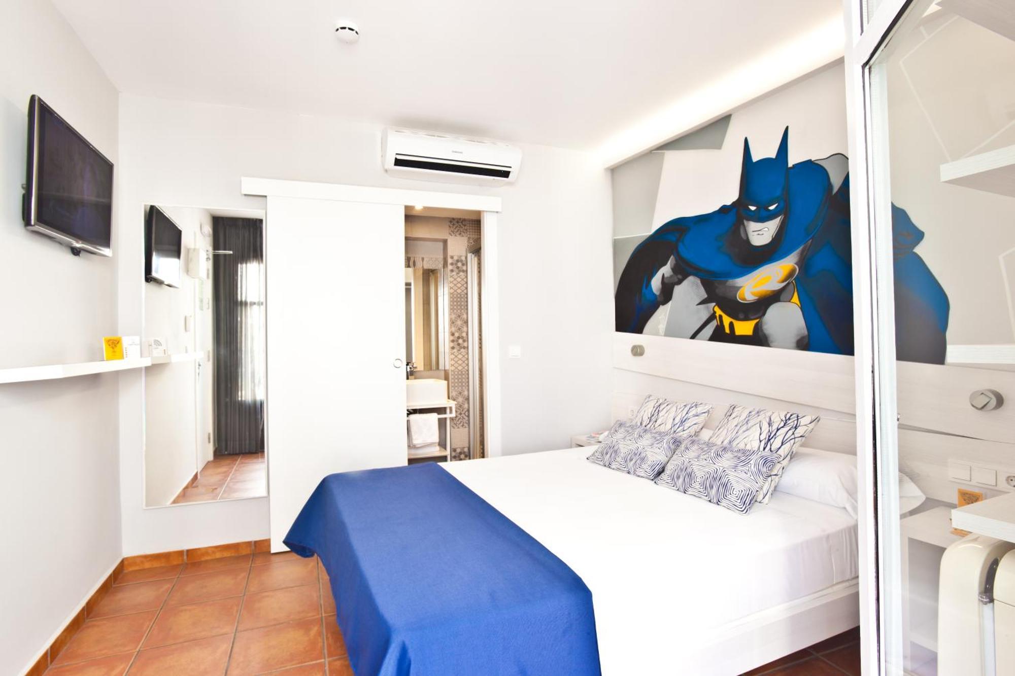 Ryans La Marina (Adults Only) Hotell Ibiza stad Exteriör bild