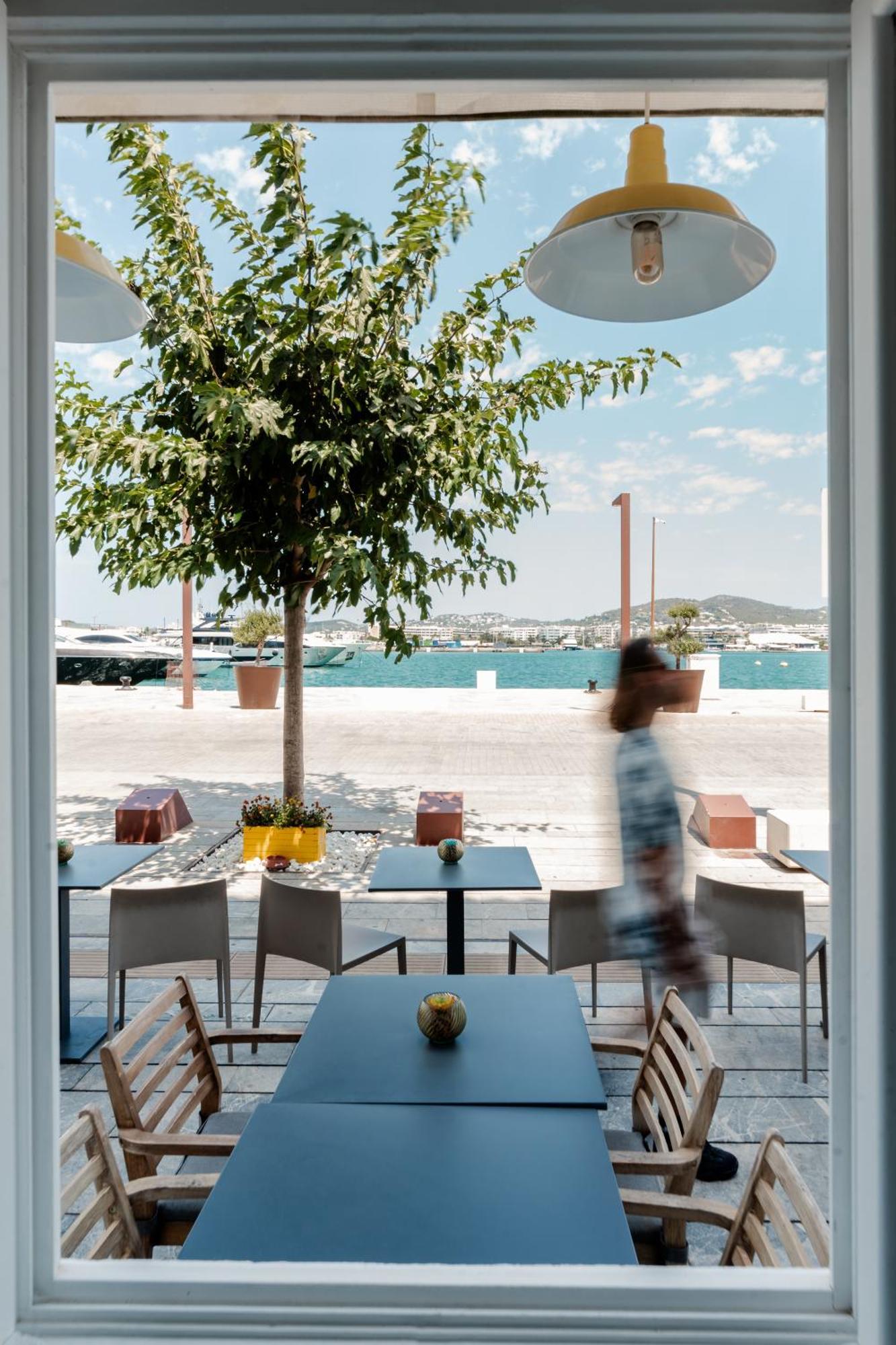 Ryans La Marina (Adults Only) Hotell Ibiza stad Exteriör bild