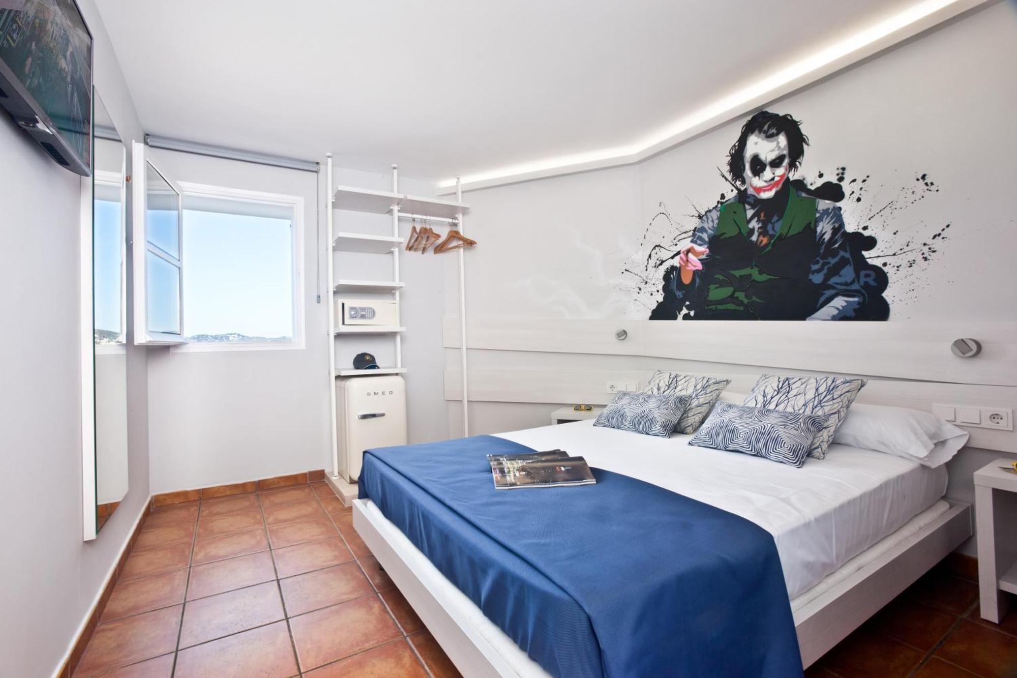 Ryans La Marina (Adults Only) Hotell Ibiza stad Exteriör bild