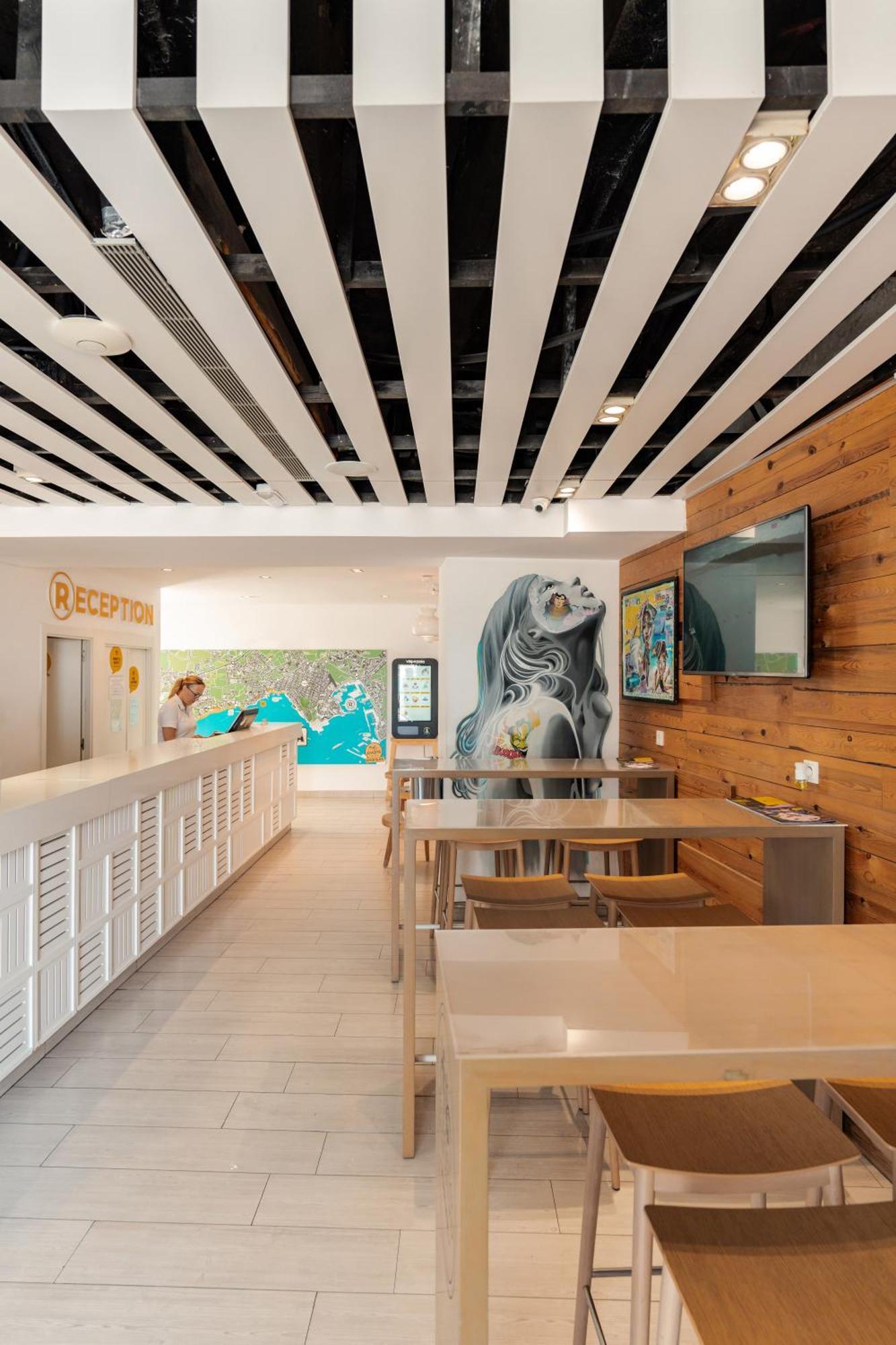 Ryans La Marina (Adults Only) Hotell Ibiza stad Exteriör bild